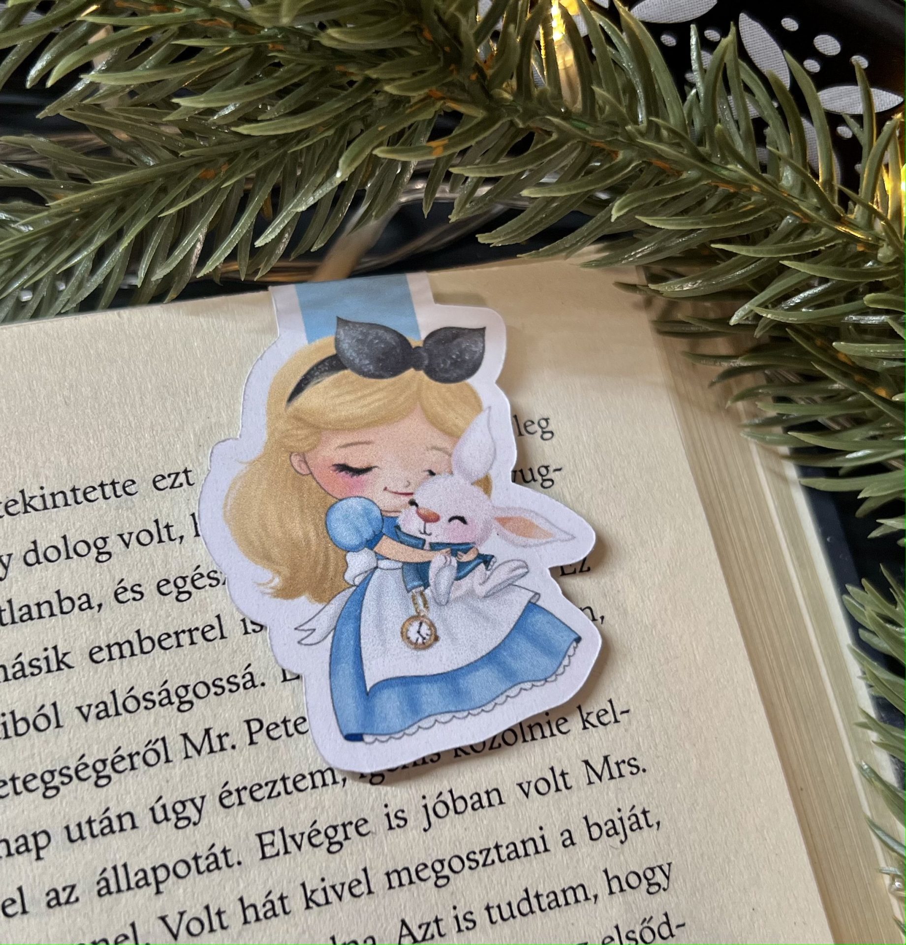 Alice mágneses könyvjelző 1 Alice mágneses könyvjelző