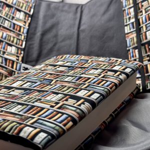 Bookshelf könyvkabát