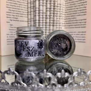 Végh Csenge: Téveszmék gyertya