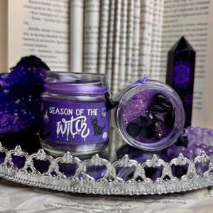Season of the Witch gyertya