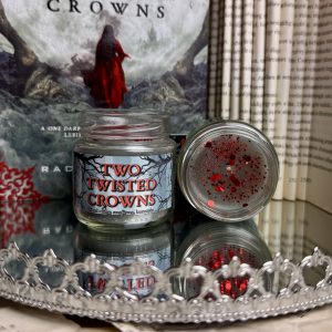 Two Twisted Crowns gyertya