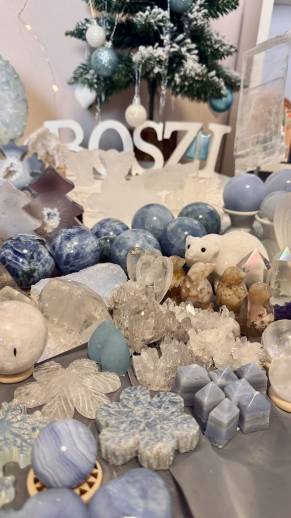 ásvány live sale asztal