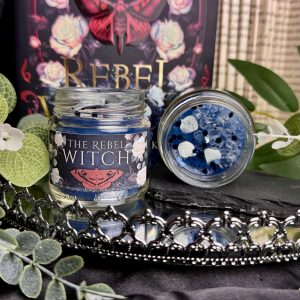 The Rebel Witch gyertya