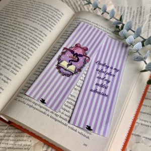 Reading is my safest place and my wildest adventure papír könyvjelző