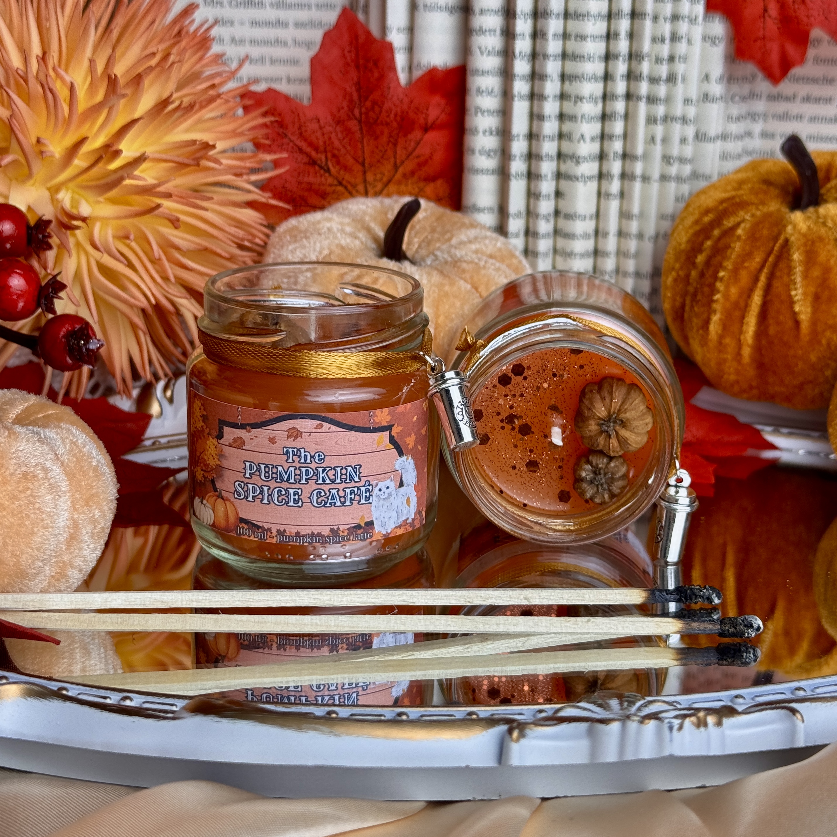 The Pumpkin Spice Café gyertya 1 The Pumpkin Spice Café gyertya