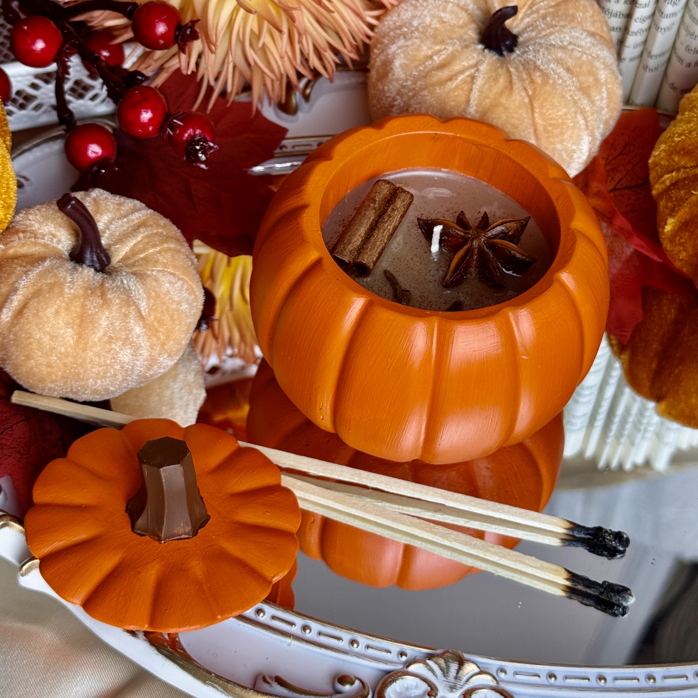 Pumpkin Pie gyertya - különleges tök alakú tégelyben - LIMITÁLT KIADÁS 3 Pumpkin Pie gyertya - különleges tök alakú tégelyben - LIMITÁLT KIADÁS - Image 3